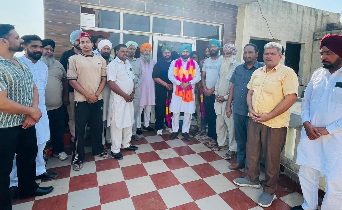 Rajiv Gandhi Panchayati Raj Sangathan held meeting.